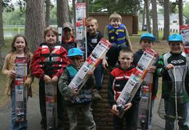 kids holding free fishing poles